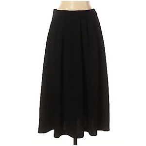 EUC H&M Black Casual Midi Skirt
